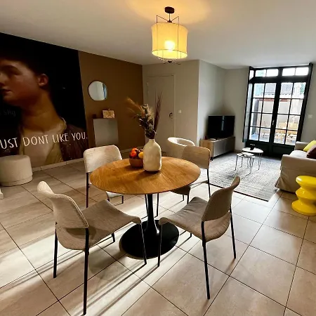 Apartament Les Demoiselles De La Tour ! *