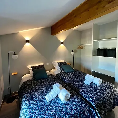Les Demoiselles De La Tour ! Apartmán
